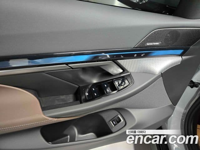 BMW 5 Series 2025 — ფოტო 5/20