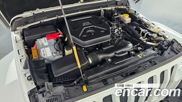 Jeep Wrangler 2018 — Şəkil 5/20