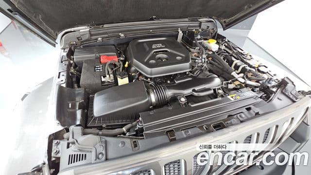Jeep Wrangler 2019 — Photo 20/29