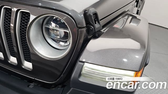 Jeep Wrangler 2019 — Photo 25/29