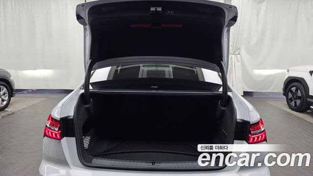 Audi A6 2023 — ფოტო 20/20