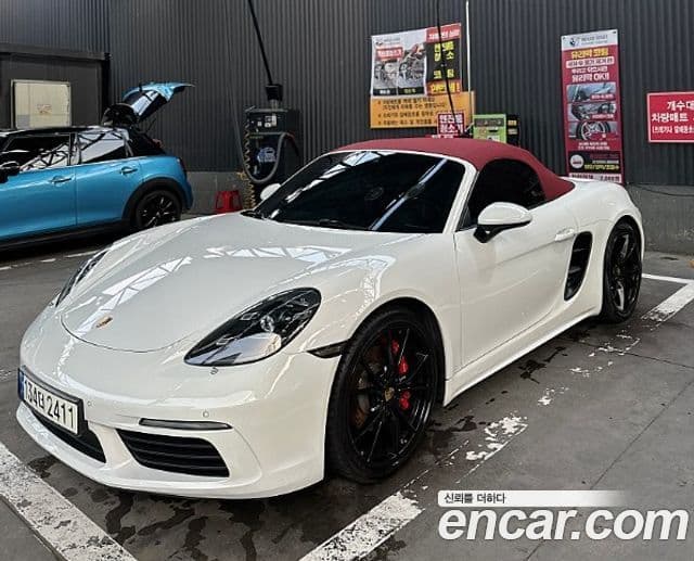 Porsche 718 Boxster 2018 — Şəkil 15/19