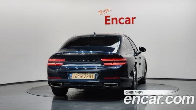 Genesis G80 2022 — Photo 9/40