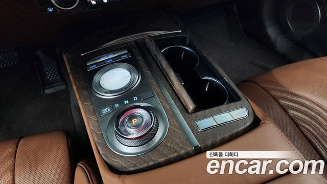 Genesis G80 2022 — Photo 39/40