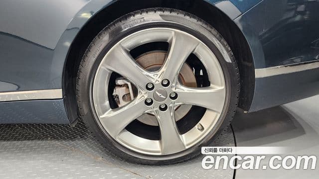 Genesis G80 2022 — Photo 24/40