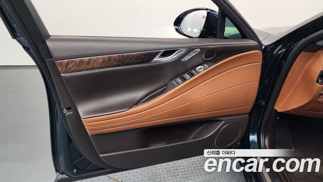 Genesis G80 2022 — Photo 26/40