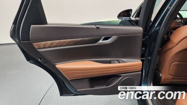 Genesis G80 2022 — Photo 14/40
