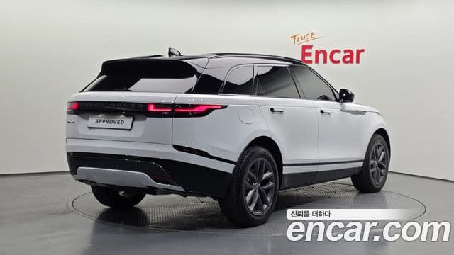 Land Rover Range Rover Velar 2025 — Photo 4/20