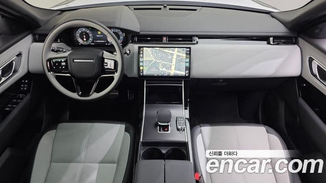 Land Rover Range Rover Velar 2025 — Photo 19/20