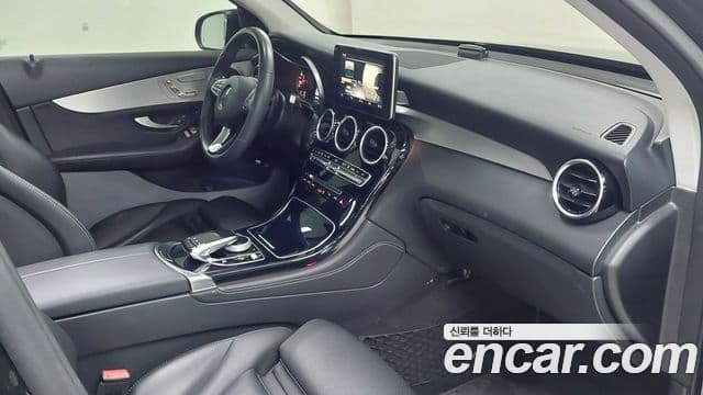 Mercedes-Benz GLC-Class 2019 — фото 13 из 20