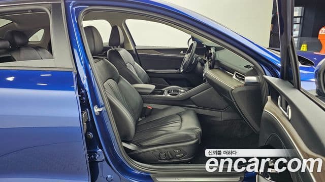 Kia K5 2021 — Şəkil 11/20