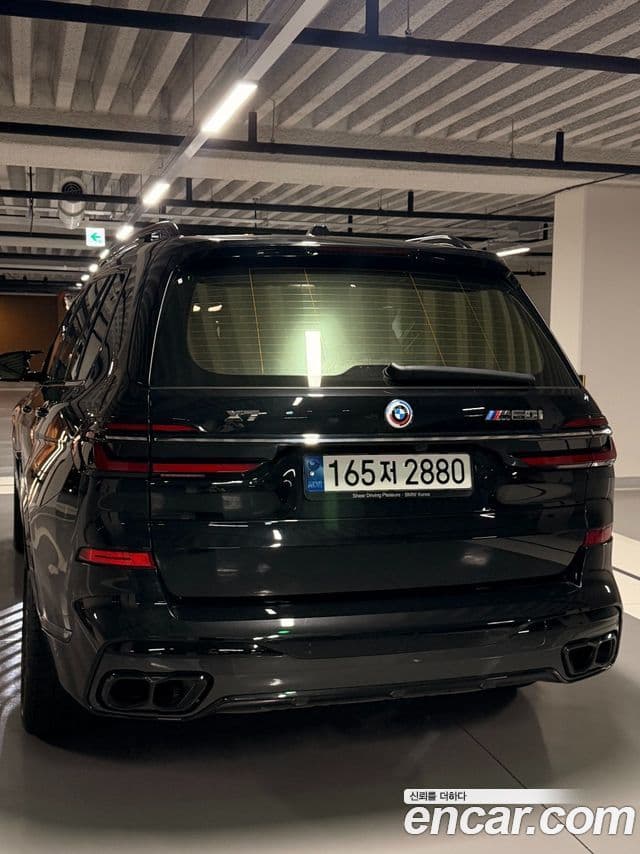 BMW X7 2023 — Фото 3/20