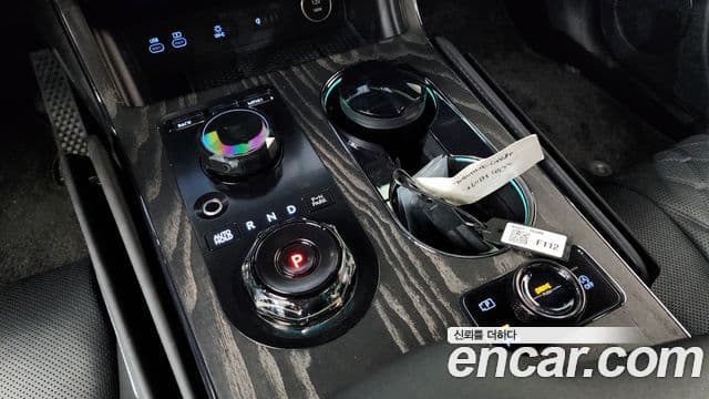 Genesis GV80 Coupe 2025 — ფოტო 9/20