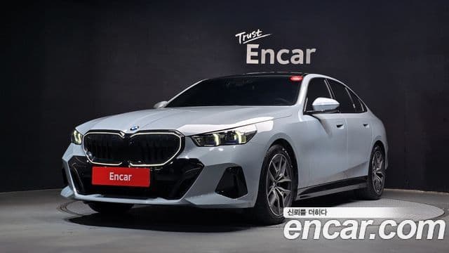 BMW 5 Series 2025 — Şəkil 1/20