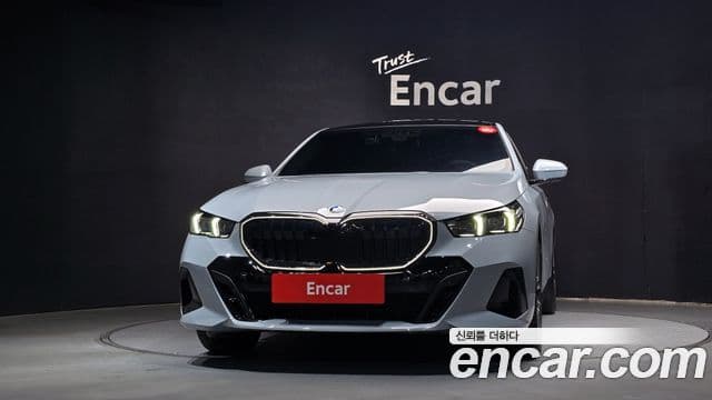 BMW 5 Series 2025 — Şəkil 3/20
