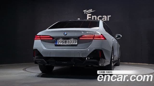 BMW 5 Series 2025 — Şəkil 4/20