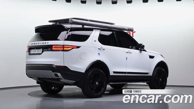 Land Rover Discovery 5 2019 — Şəkil 2/20