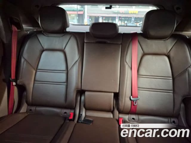 Porsche Cayenne 2021 — Şəkil 8/13