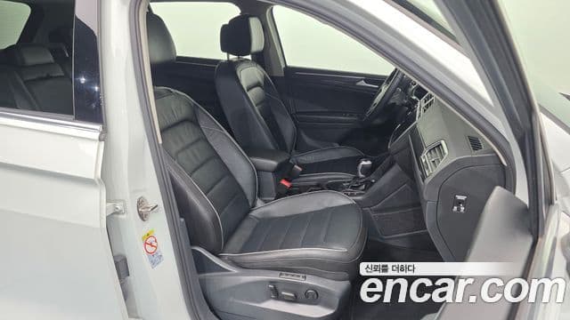 Volkswagen Tiguan 2023 — фото 11 из 20