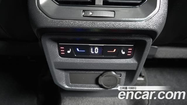 Volkswagen Tiguan 2023 — Şəkil 19/20