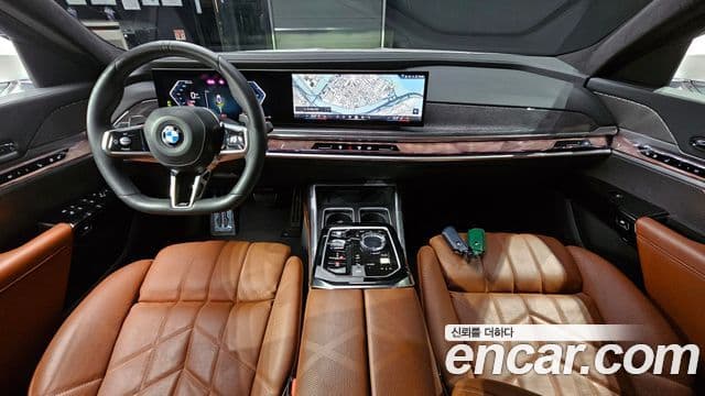 BMW 7 Series 2022 — ფოტო 5/31