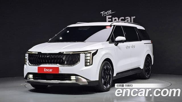 Kia Carnival 2024 — Фото 1/20