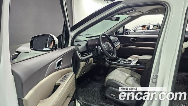 Kia Carnival 2024 — Фото 10/20