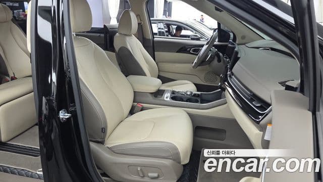 Kia Carnival 2024 — ფოტო 11/20
