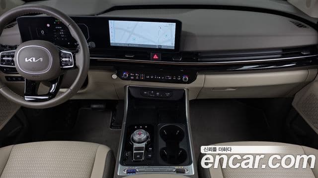 Kia Carnival 2024 — ფოტო 14/20
