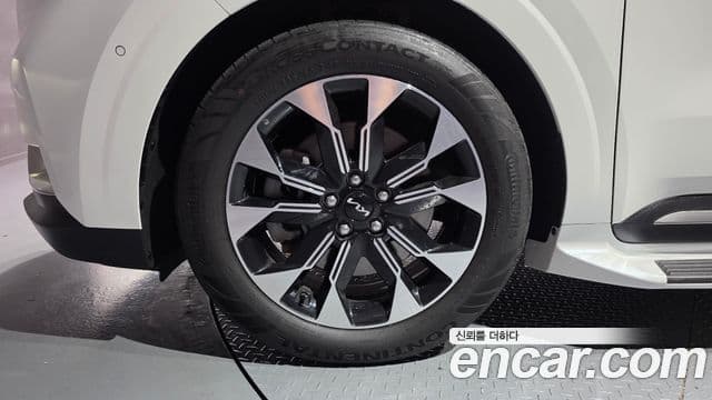 Kia Carnival 2023 — Şəkil 4/20