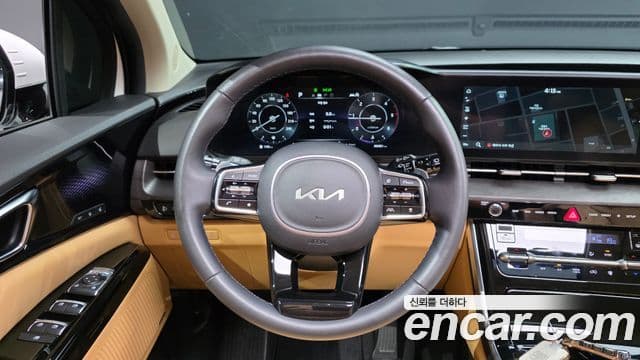 Kia Carnival 2023 — Şəkil 13/20
