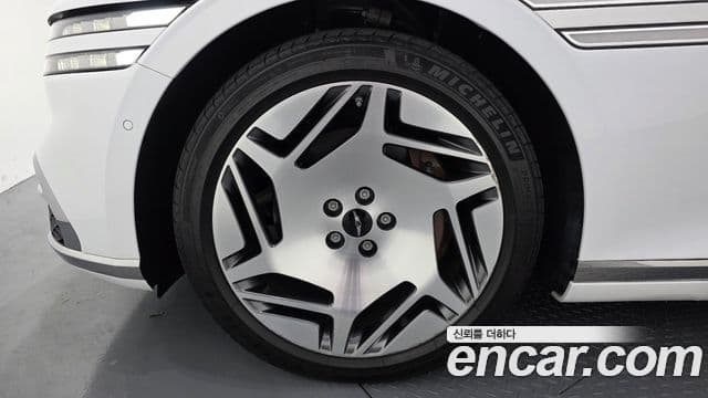 Genesis G90 2022 — Şəkil 4/20