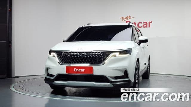 Kia Carnival 2022 — Photo 14/20