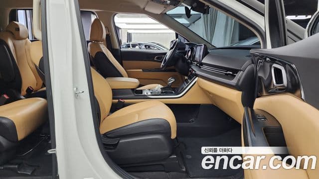 Kia Carnival 2022 — Photo 1/20