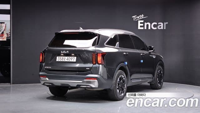 Kia Sorento 2024 — ფოტო 2/20