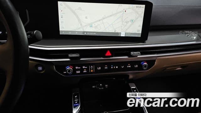 Kia Sorento 2024 — ფოტო 13/20