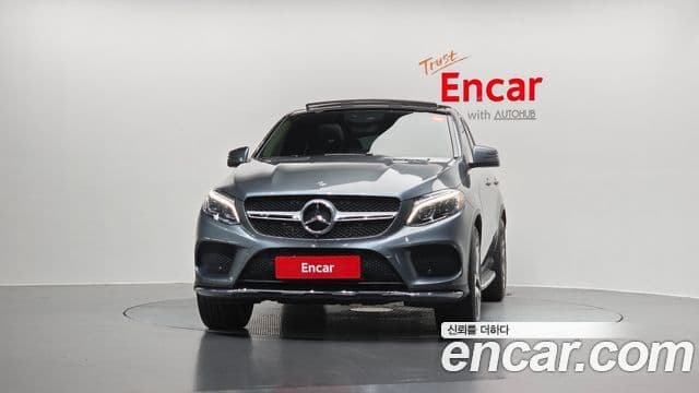 Mercedes-Benz GLE-Class 2018 — ფოტო 3/20
