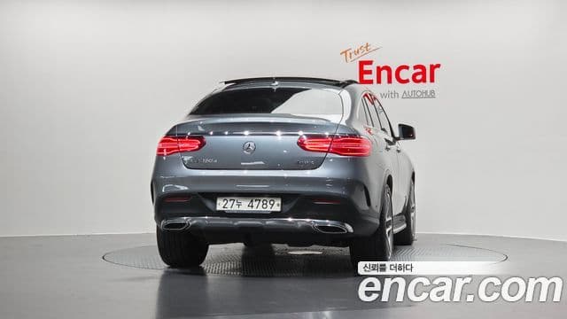 Mercedes-Benz GLE-Class 2018 — ფოტო 4/20