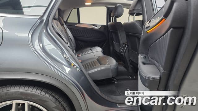Mercedes-Benz GLE-Class 2018 — ფოტო 11/20