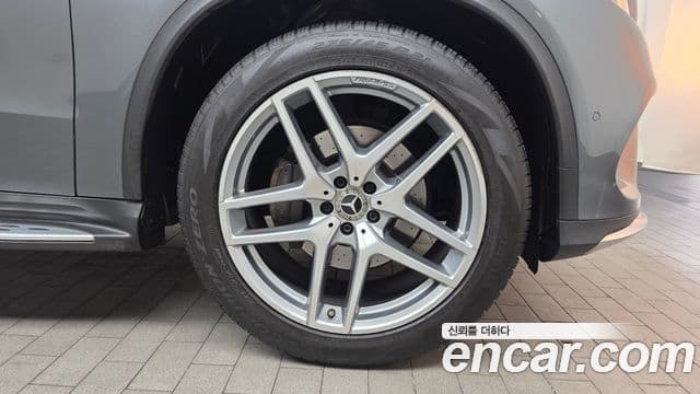 Mercedes-Benz GLE-Class 2018 — ფოტო 7/32