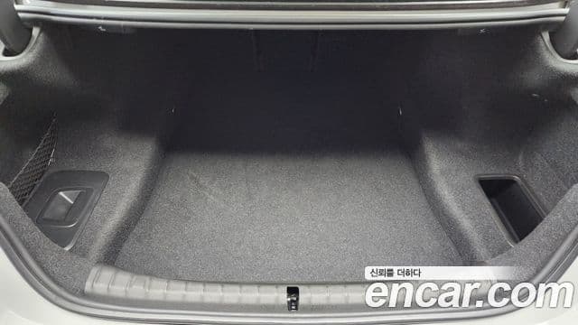 BMW 5 Series 2018 — Фото 20/20