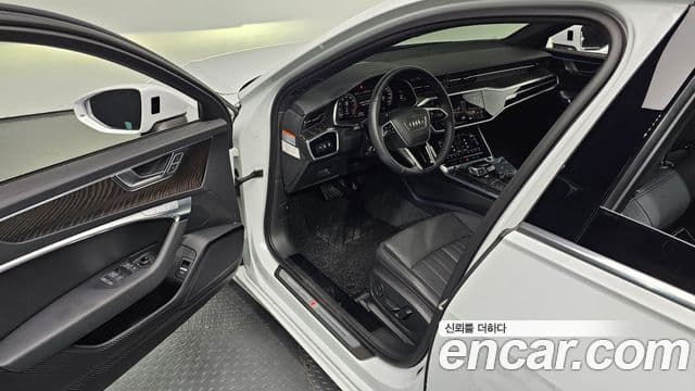 Audi A6 2021 — ფოტო 11/20