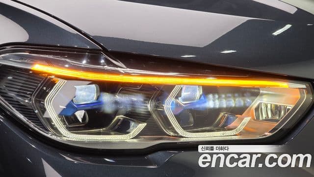 BMW X5 2022 — Photo 15/32
