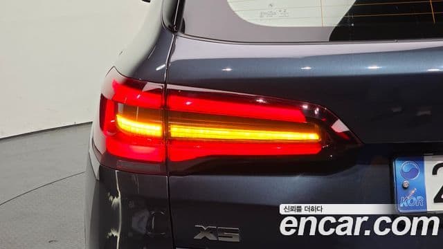 BMW X5 2022 — Photo 5/32