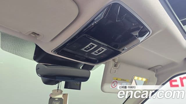 Land Rover Range Rover Sport 2019 — Photo 8/32