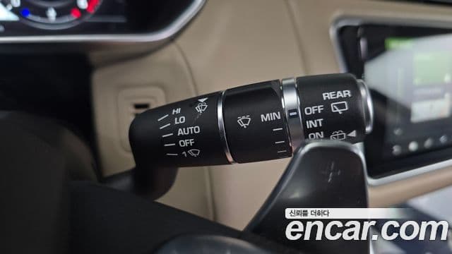 Land Rover Range Rover Sport 2019 — Photo 22/32