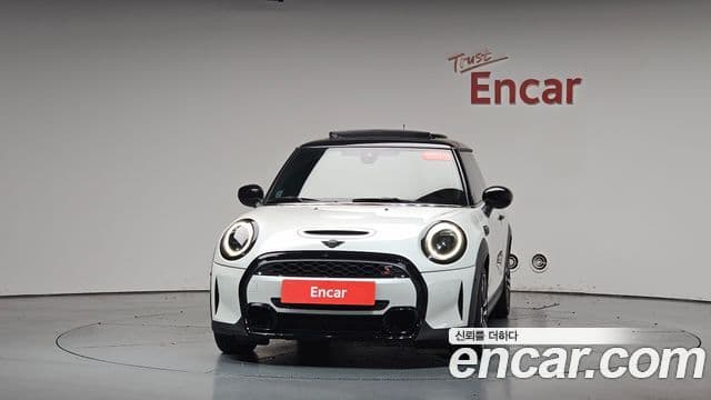 Mini Cooper S 2023 — ფოტო 3/20