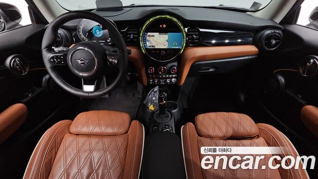 Mini Cooper S 2023 — ფოტო 7/20
