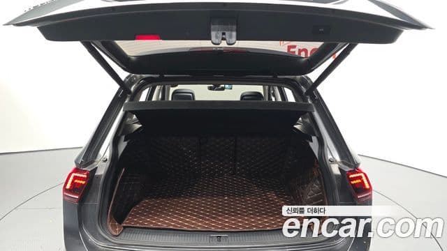 Volkswagen Tiguan 2020 — фото 20 из 20