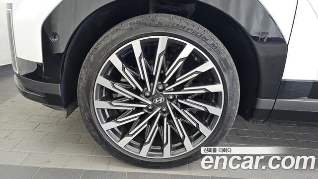 Hyundai Santa Fe 2024 — ფოტო 5/20